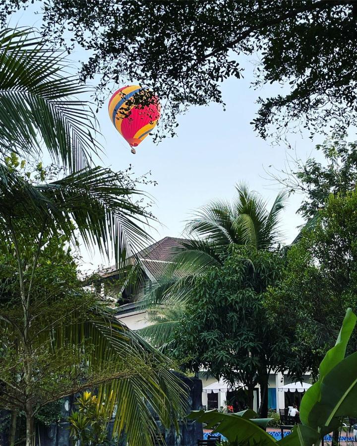 Vang Vieng Savanh Sunset View Resort Exterior photo
