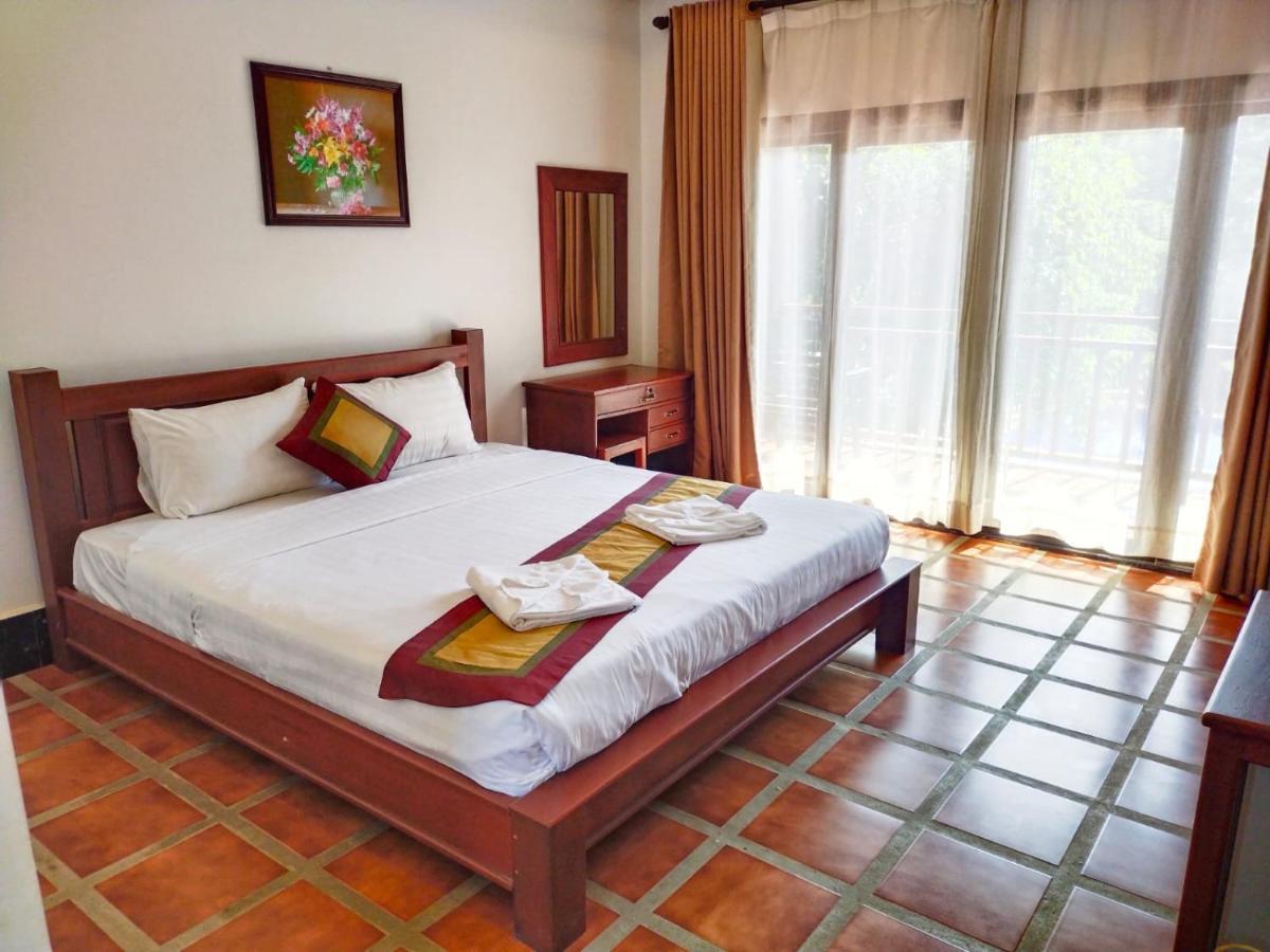 Vang Vieng Savanh Sunset View Resort Exterior photo